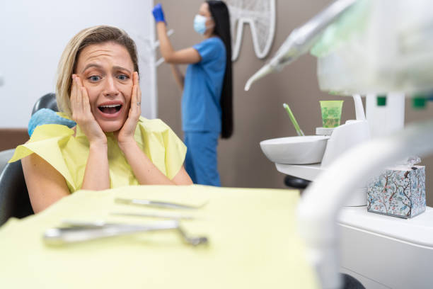 Best Emergency Tooth Extraction in Rushvle, IL
